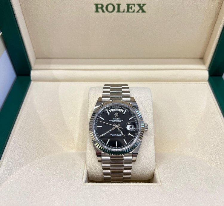 Rolex Day-date 40 228239 Black Index Dial