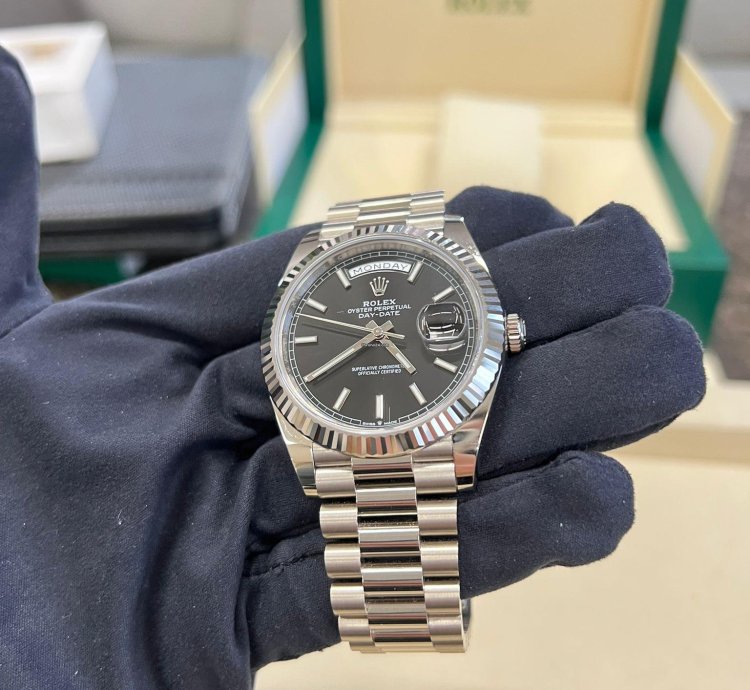 Rolex Day-date 40 228239 Black Index Dial