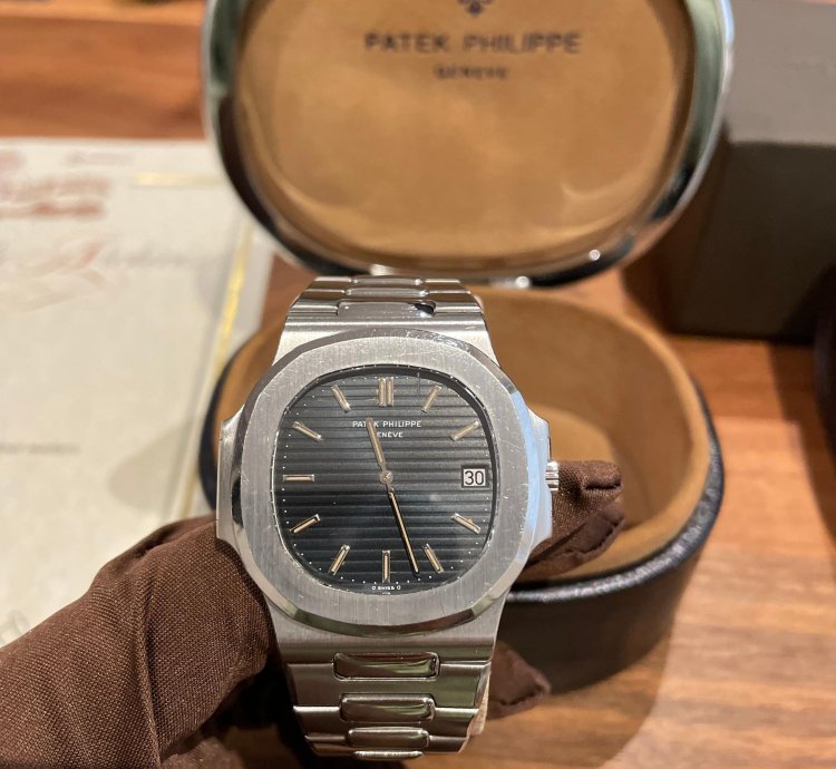Patek Philippe Nautilus 3700 1 Unpolished Extract Archives
