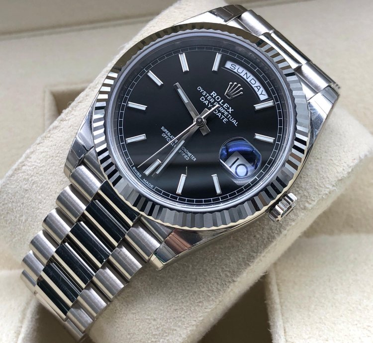 Rolex Day-date 40 228239 Black Index Dial