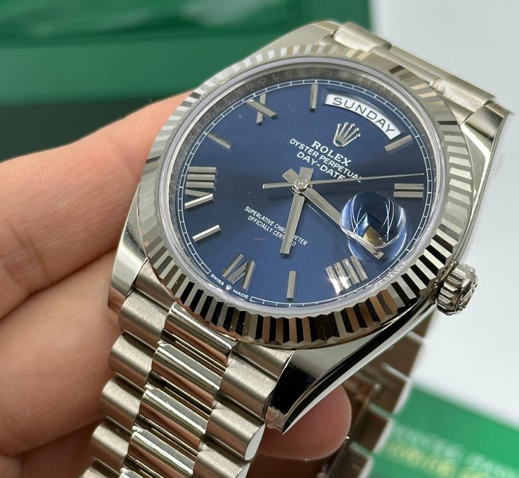 Rolex Day-date 40 228239 Blue Roman