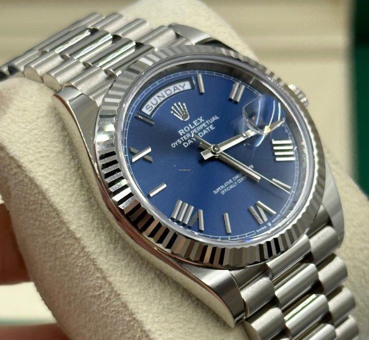 Rolex Day-date 40 228239 Blue Roman