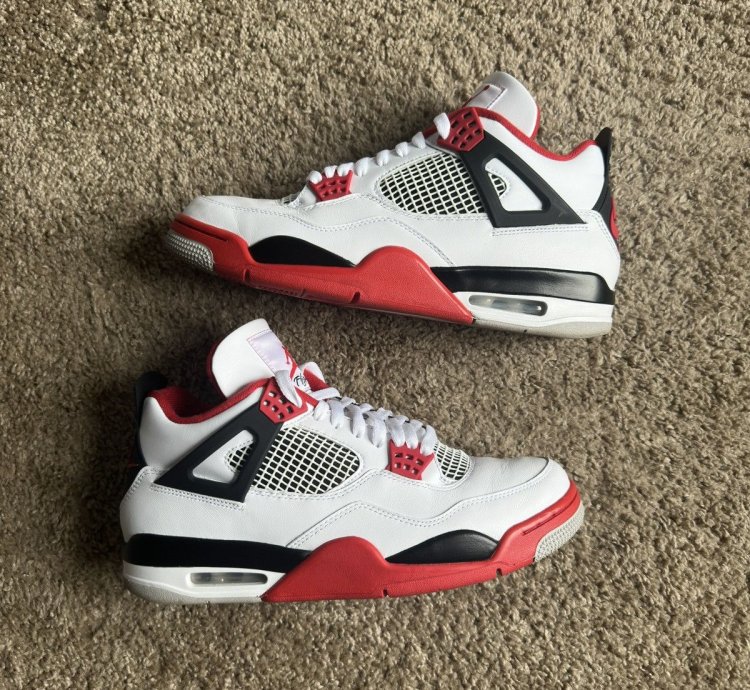 2020 Air Jordan 4 Fire Red
