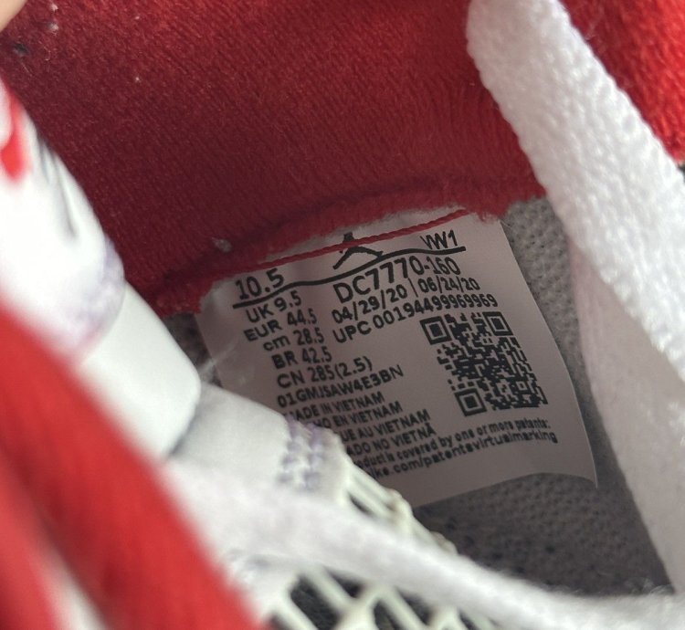 2020 Air Jordan 4 Fire Red