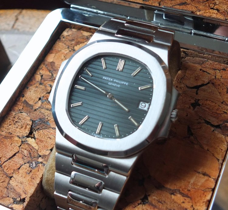 Patek Philippe Nautilus 3700 11 Nautilus Stahl Sigma Dial Blue-green Korkbox 1985 Service Pp Aus 09 2020