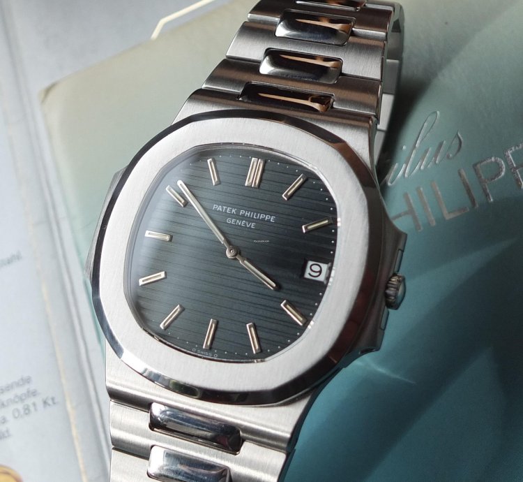 Patek Philippe Nautilus 3700 11 Nautilus Stahl Sigma Dial Blue-green Korkbox 1985 Service Pp Aus 09 2020