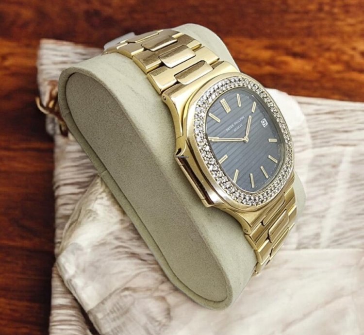 Patek Philippe Nautilus 3700 13