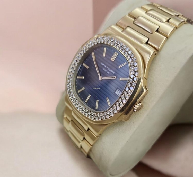 Patek Philippe Nautilus 3700 13
