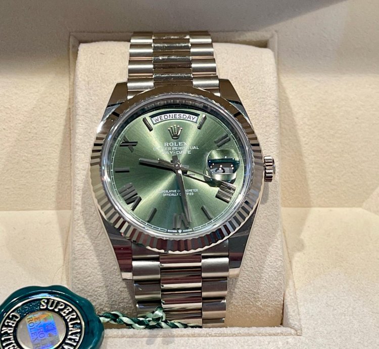 Rolex Day-date 40 228239 Olive Dial Fullset