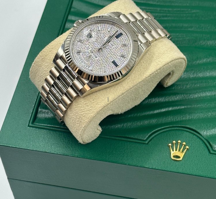 Rolex Day-date 40 228239 Pave