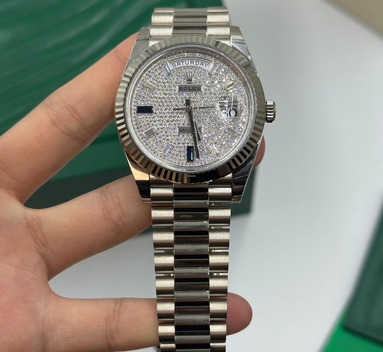 Rolex Day-date 40 228239 Pave