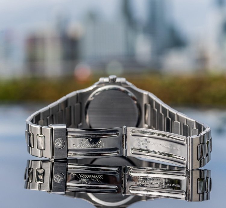 Patek Philippe Nautilus 3700 1a Blue Dial 1978