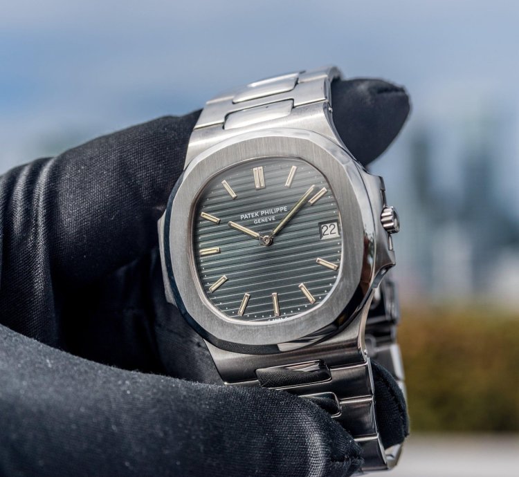 Patek Philippe Nautilus 3700 1a Blue Dial 1978