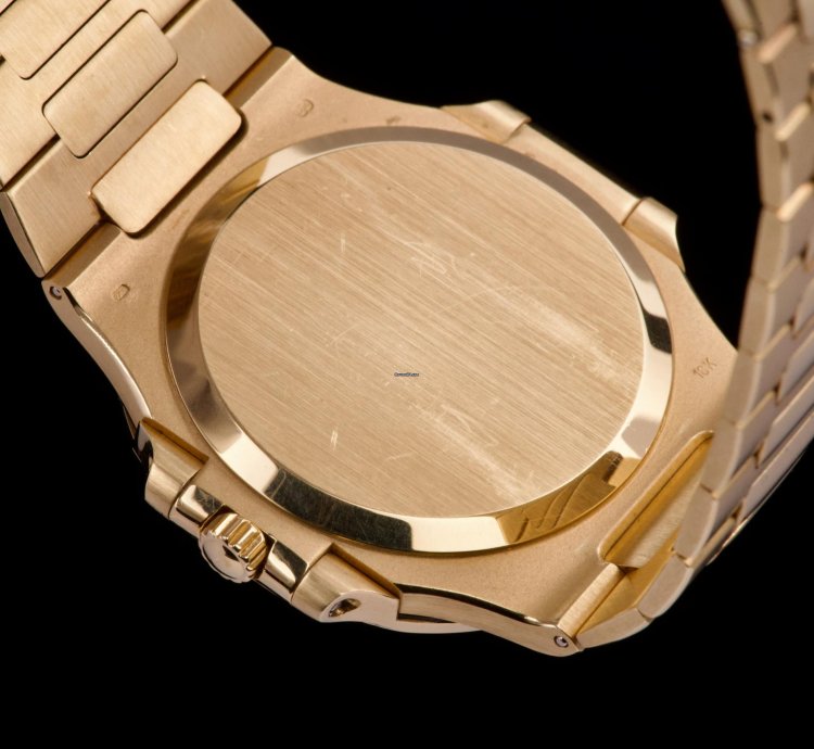 Patek Philippe Nautilus 3700 Yellow Gold With Extract From The Archives 1983