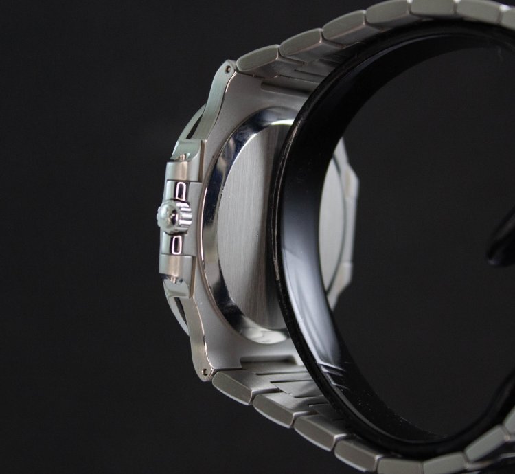 Patek Philippe Nautilus 3710 1a