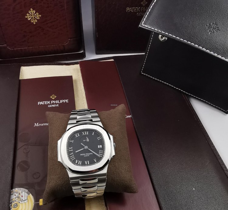 Patek Philippe Nautilus 3710 1a Full Set Serviced By Patek 2022