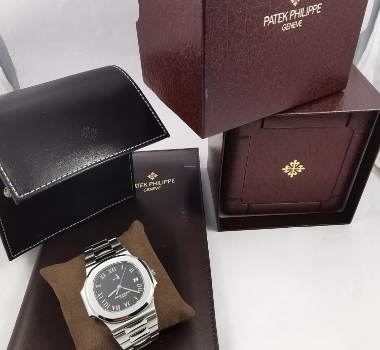 Patek Philippe Nautilus 3710 1a Full Set Serviced By Patek 2022