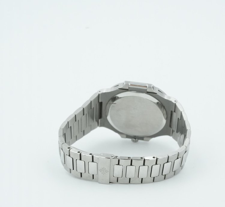Patek Philippe Nautilus 3710 1a-001
