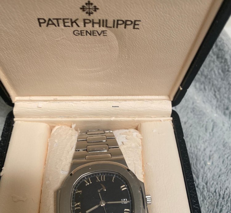 Patek Philippe Nautilus 3710 1a-001