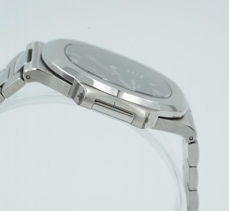 Patek Philippe Nautilus 3710 1a-001