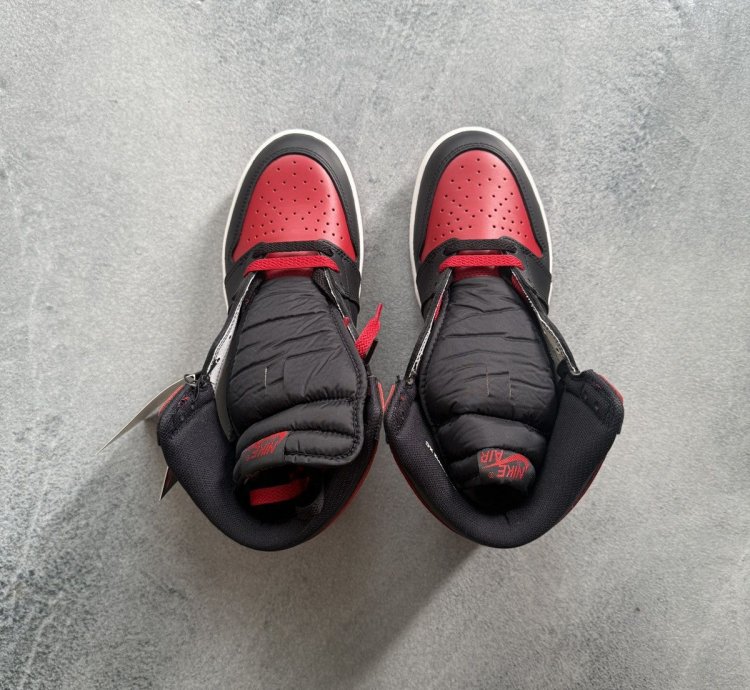 2025 Jordan Retro 1 85 Bred