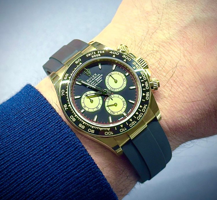 Rolex Daytona Cosmograph Daytona - Oysterflex Paul Newman Dial