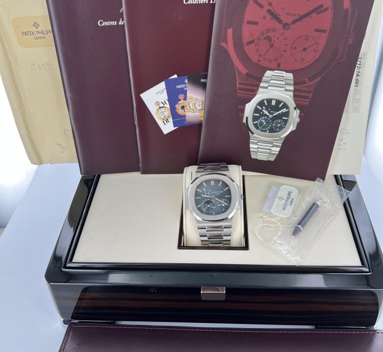 Patek Philippe Nautilus 37121a