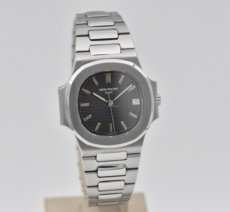 Patek Philippe Nautilus 3800 - Full Set 1995