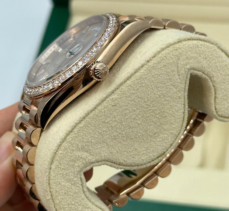 Rolex Day-date 40 228345rbr Sundust