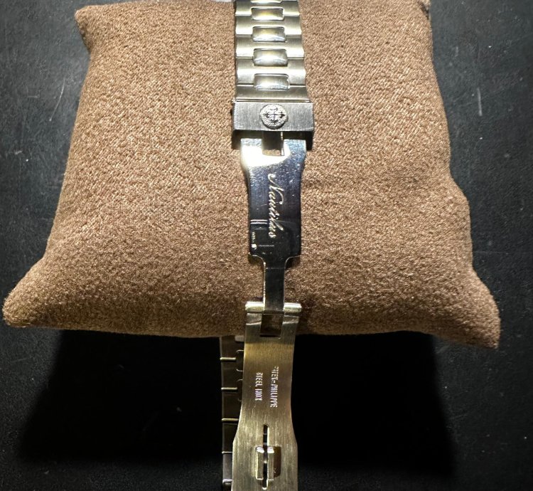 Patek Philippe Nautilus 3800 1 Estratto Archivio 1992