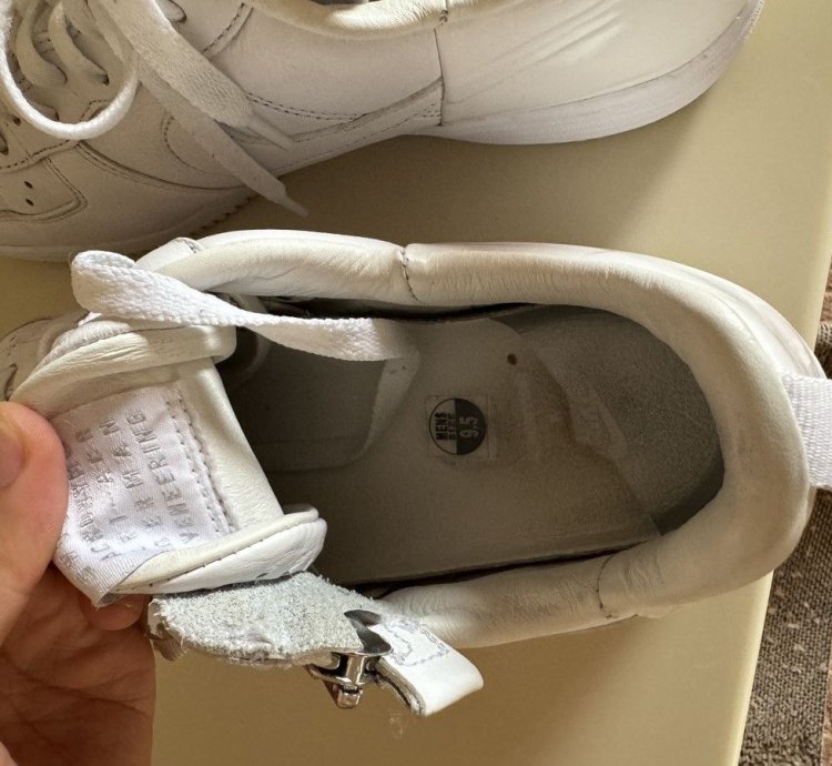 Acronym Nike Lunar Force 1