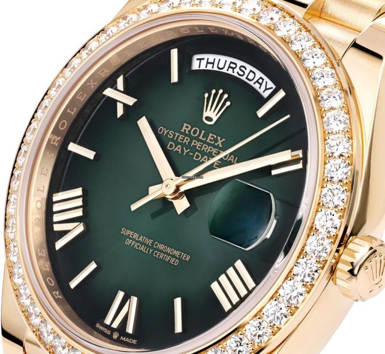Rolex Day-date 40 228348rbr 18k Yellow Gold Diamond Bezel Green Roman Dial 40 Mm