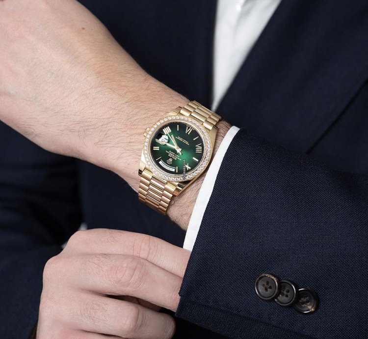 Rolex Day-date 40 228348rbr 18k Yellow Gold Diamond Bezel Green Roman Dial 40 Mm