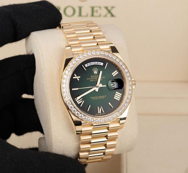 Rolex Day-date 40 228348rbr 18k Yellow Gold Diamond Bezel Green Roman Dial 40 Mm