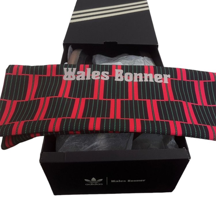 Wales Bonner Sambas Pony Black