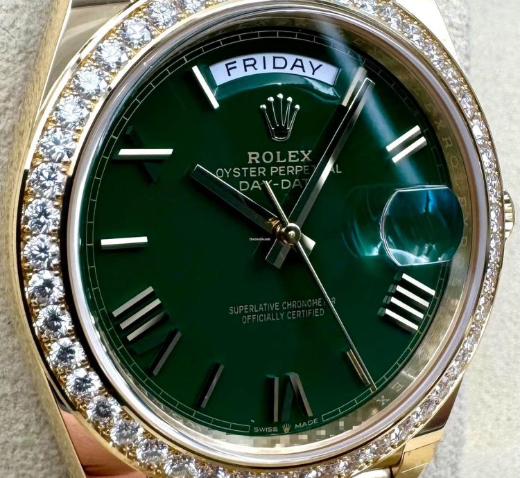 Rolex Day-date 40 228348rbr 40mm Yellow Gold Green Roman Dial Diamond Bezel Unworn 2024