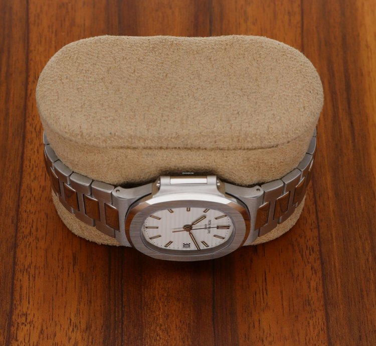 Patek Philippe Nautilus 3800 1a-011 Vintage Steel White Dial Fullset Service Perfect Condition