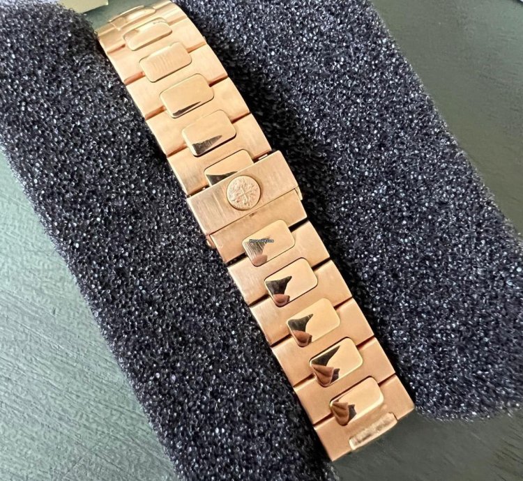 Patek Philippe Nautilus 3800 1j-001 - Extra Ziffernblatt Archive Auszug