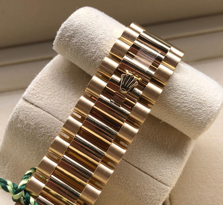 Rolex Day-date 40 228348rbr Black Dial Diamonds Bezel