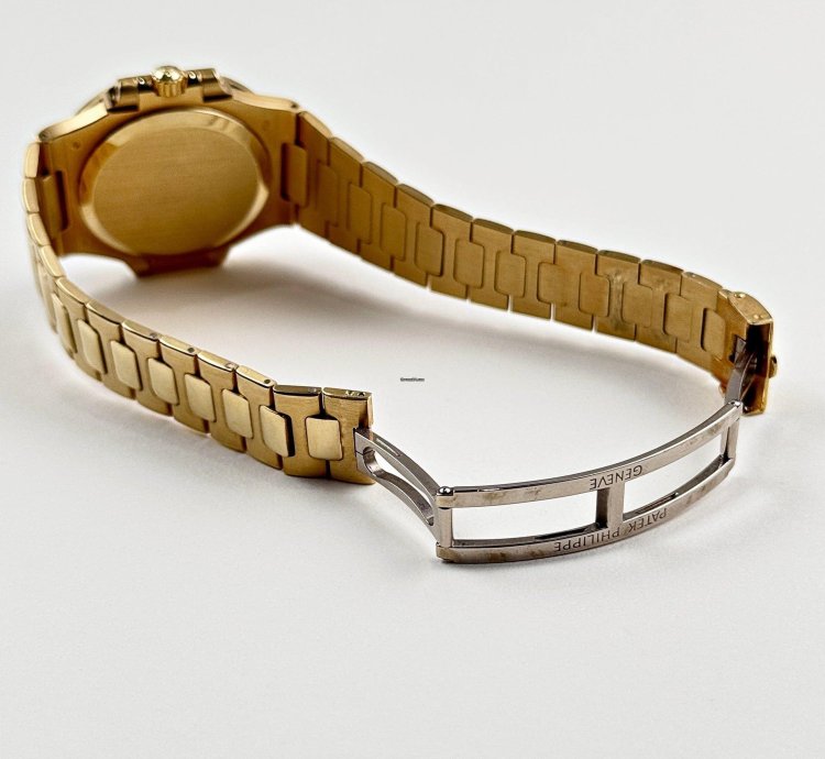 Patek Philippe Nautilus 3800 1j-001 Yellow Gold White Dial 2000