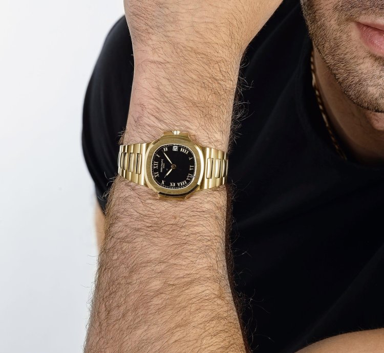 Patek Philippe Nautilus 3800 1j-017 Yellow Gold Black Dial 2003