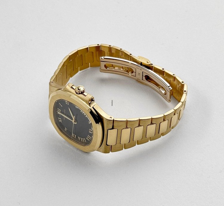 Patek Philippe Nautilus 3800 1j-017 Yellow Gold Black Dial 2003