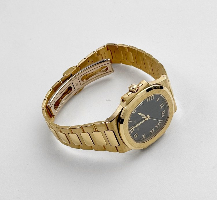 Patek Philippe Nautilus 3800 1j-017 Yellow Gold Black Dial 2003