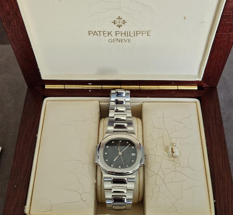 Patek Philippe Nautilus 3800 1p-001