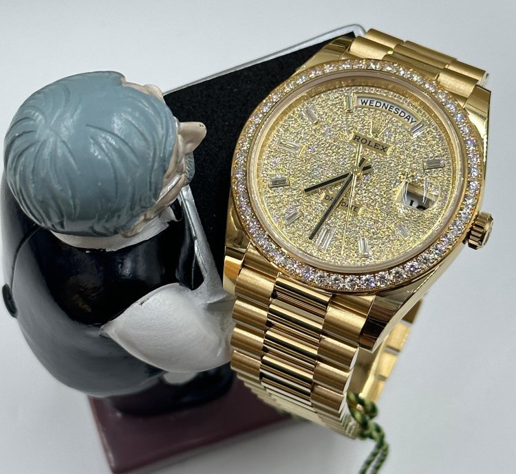 Rolex Day-date 40 228348rbr Pave