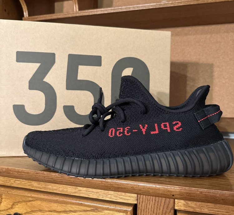 Yeezy 350 Boost V2 Bred Black Red 2020 New