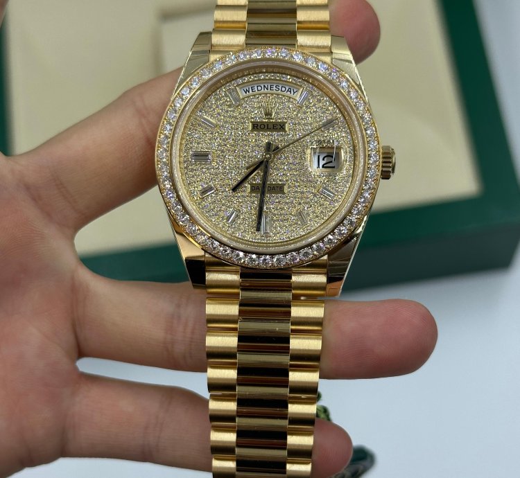Rolex Day-date 40 228348rbr Pave