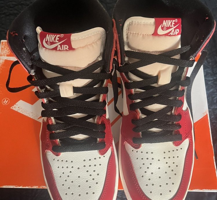 Air Jordan 1 Chicago Lost And Found