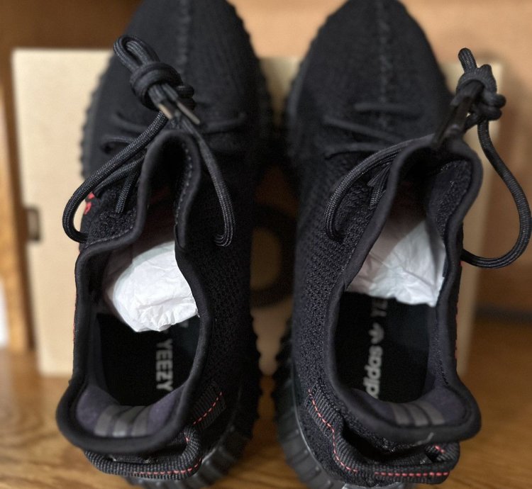 Yeezy 350 Boost V2 Bred Black Red 2020 New