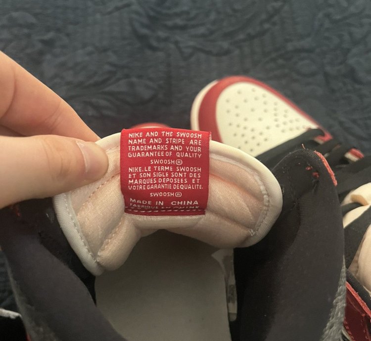 Air Jordan 1 Chicago Lost And Found